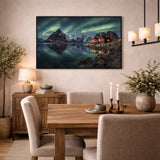 Nordlys over Lofoten lerretsbilde 100x70 cm hengende over spisebord i moderne norsk hjem